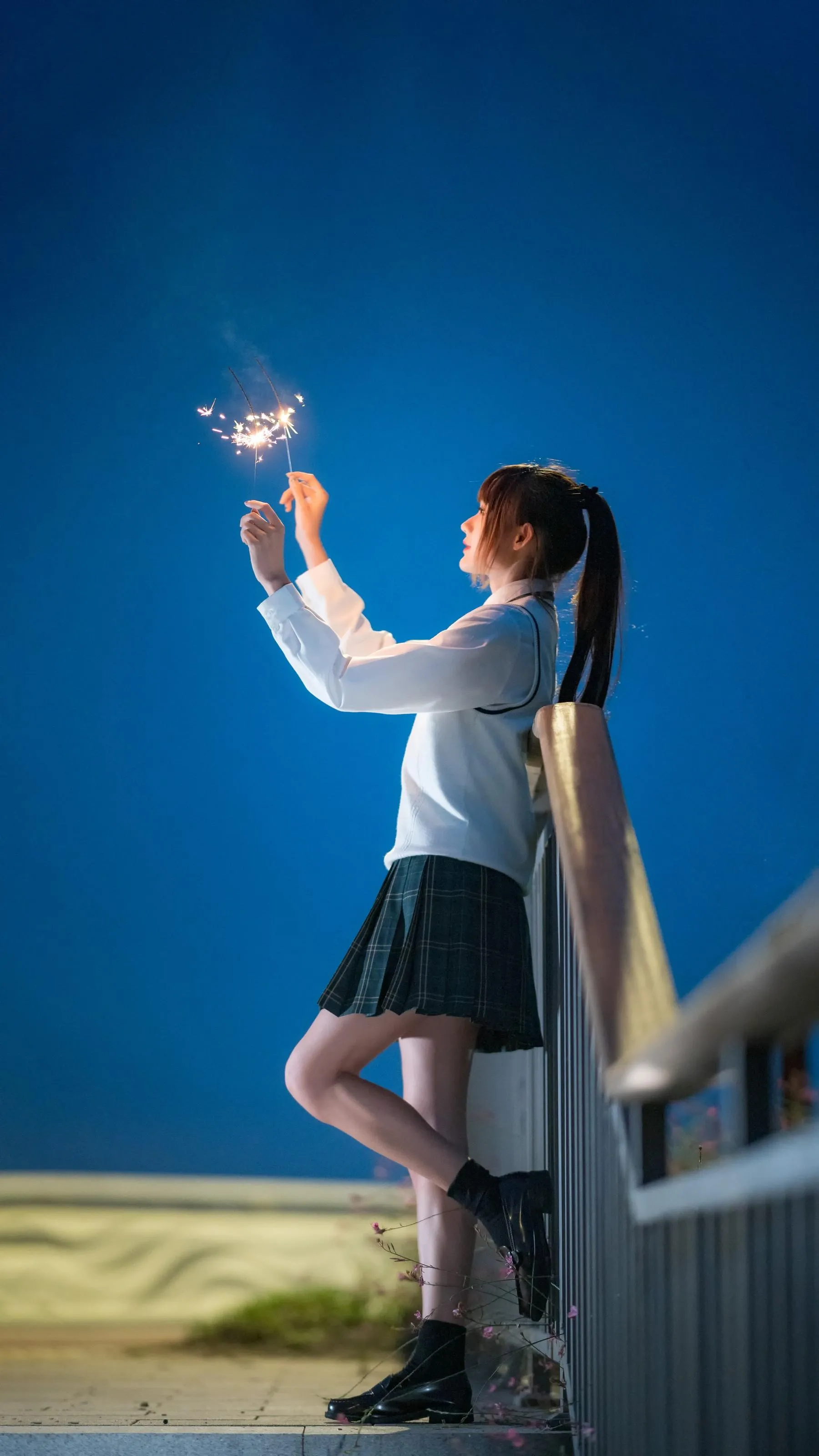 [艺图语] 2022.06.26 青草味的河堤 兔子Zzz不吃胡萝卜 [26P]插图5